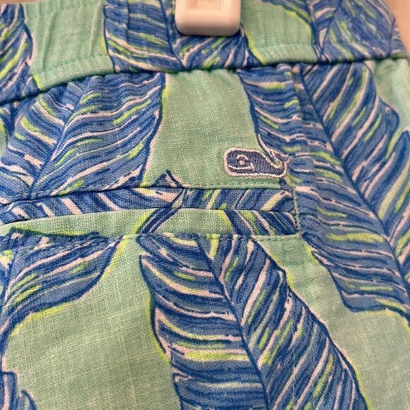 Vineyard Vines linen blue green feather elastic waist shorts Size M EUC - Picture 9 of 9